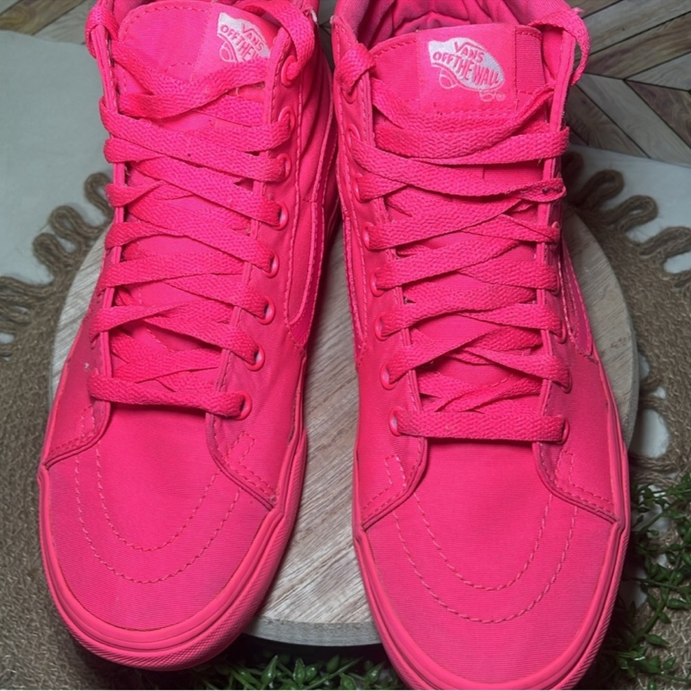 Men’s Vans Bright Pink High-Tops